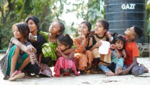 Children_watching